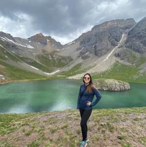 Meet your Posher, Holly